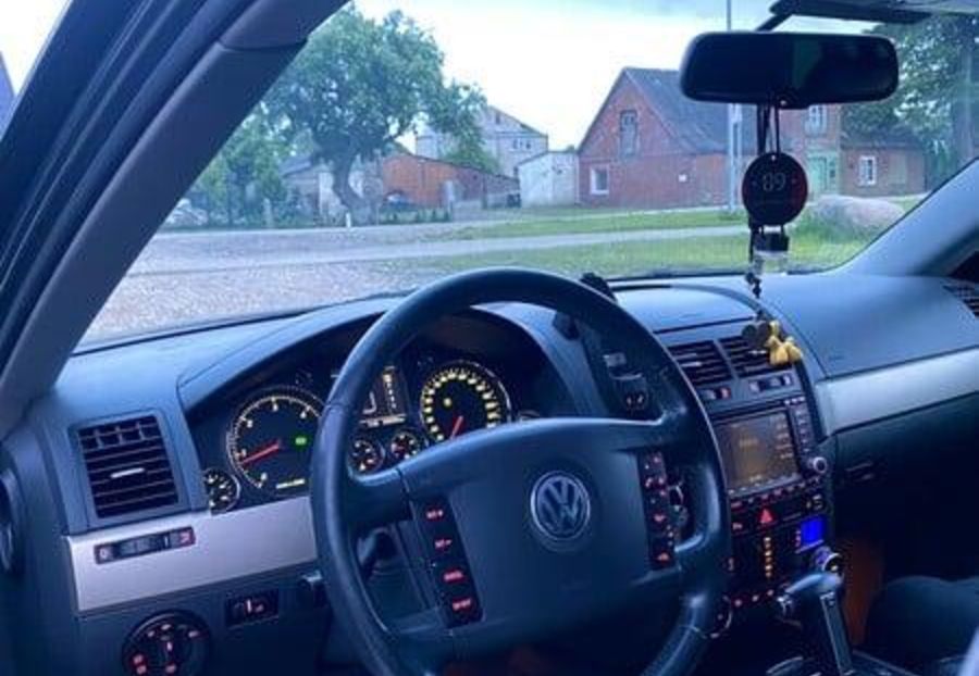 Продам Volkswagen Touareg 2006 года в Днепре