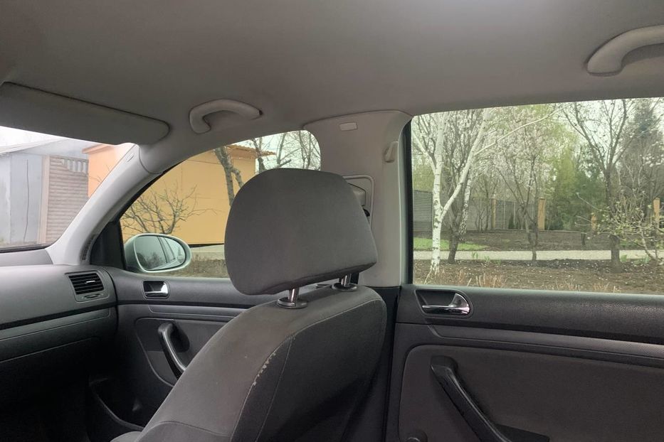 Продам Volkswagen Golf V FSI 2004 года в Запорожье