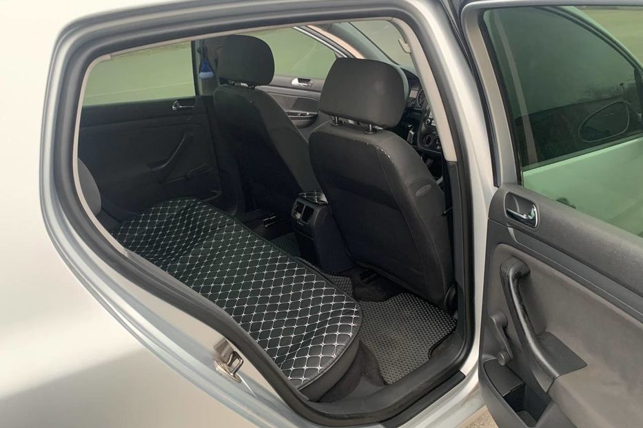 Продам Volkswagen Golf V FSI 2004 года в Запорожье