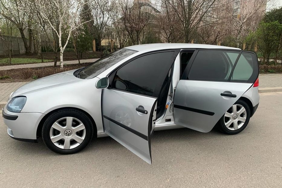 Продам Volkswagen Golf V FSI 2004 года в Запорожье