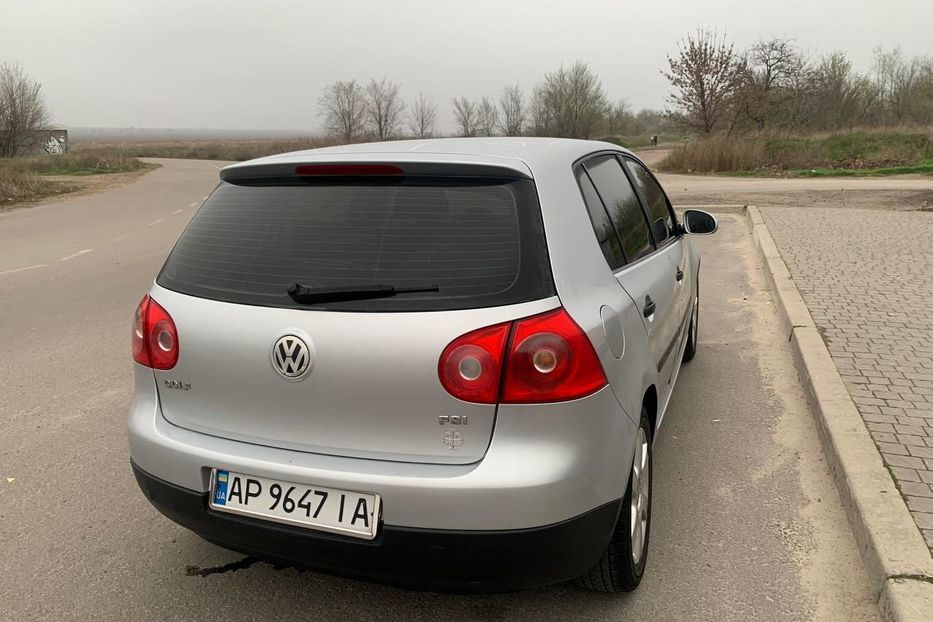 Продам Volkswagen Golf V FSI 2004 года в Запорожье