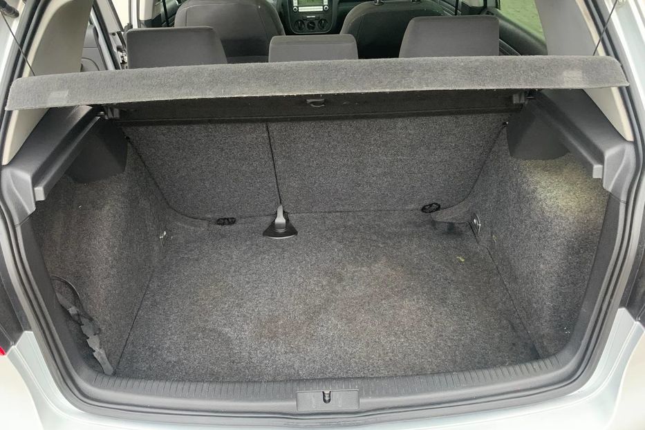 Продам Volkswagen Golf V FSI 2004 года в Запорожье