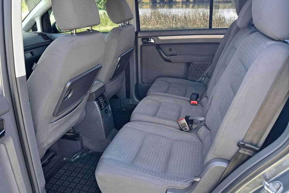 Продам Volkswagen Touran 2006 года в г. Гайсин, Винницкая область