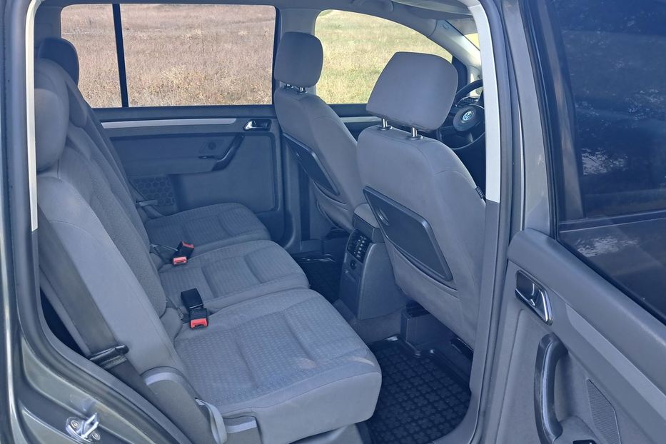 Продам Volkswagen Touran 2006 года в г. Гайсин, Винницкая область