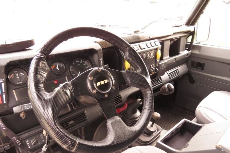 Продам Land Rover Defender Авто Для ЗСУ 4×4 2002 года в Харькове