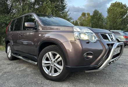Продам Nissan X-Trail 4WD 2.5 AT 2012 года в Киеве