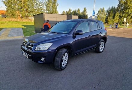 Продам Toyota Rav 4 2010 года в Одессе