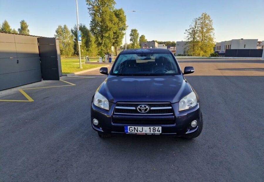 Продам Toyota Rav 4 2010 года в Одессе