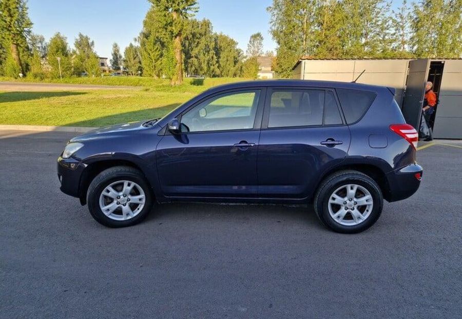 Продам Toyota Rav 4 2010 года в Одессе