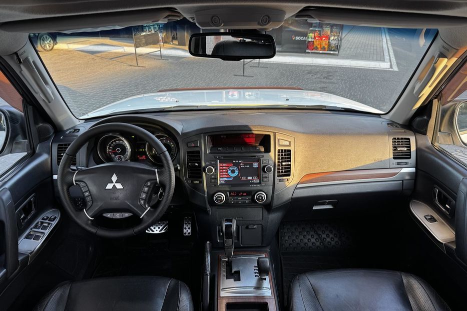 Продам Mitsubishi Pajero Wagon 2012 года в Днепре