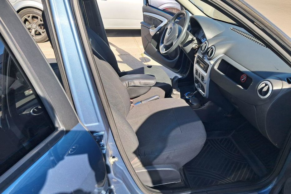 Продам Renault Logan Dacia Logan, комплектація Laureate (передмаксимальна), колір 