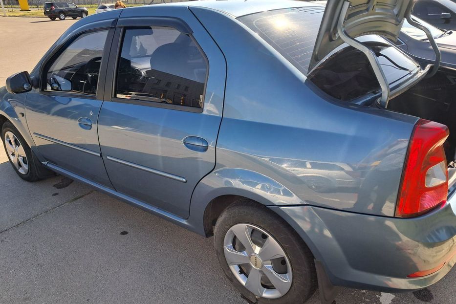 Продам Renault Logan Dacia Logan, комплектація Laureate (передмаксимальна), колір 