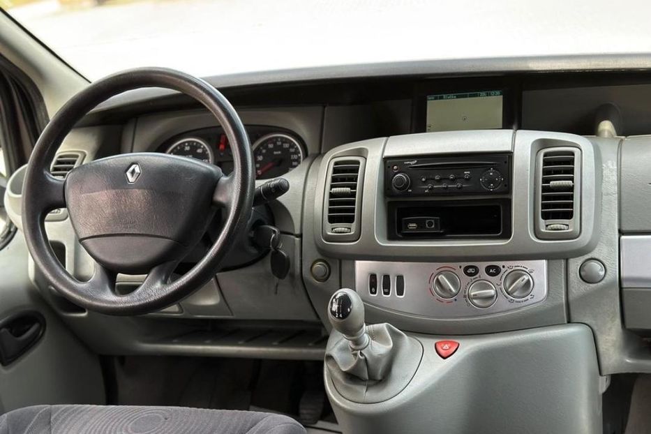 Продам Renault Trafic пасс. 2007 года в Сумах