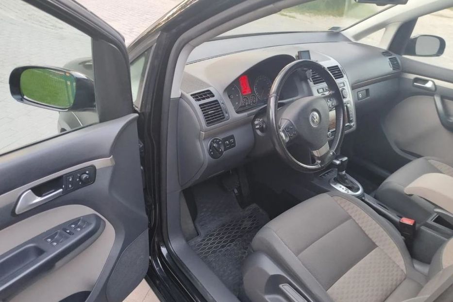 Продам Volkswagen Touran 2006 года в Днепре
