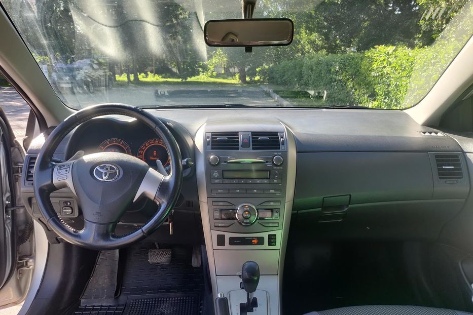 Продам Toyota Corolla 2008 года в Черновцах