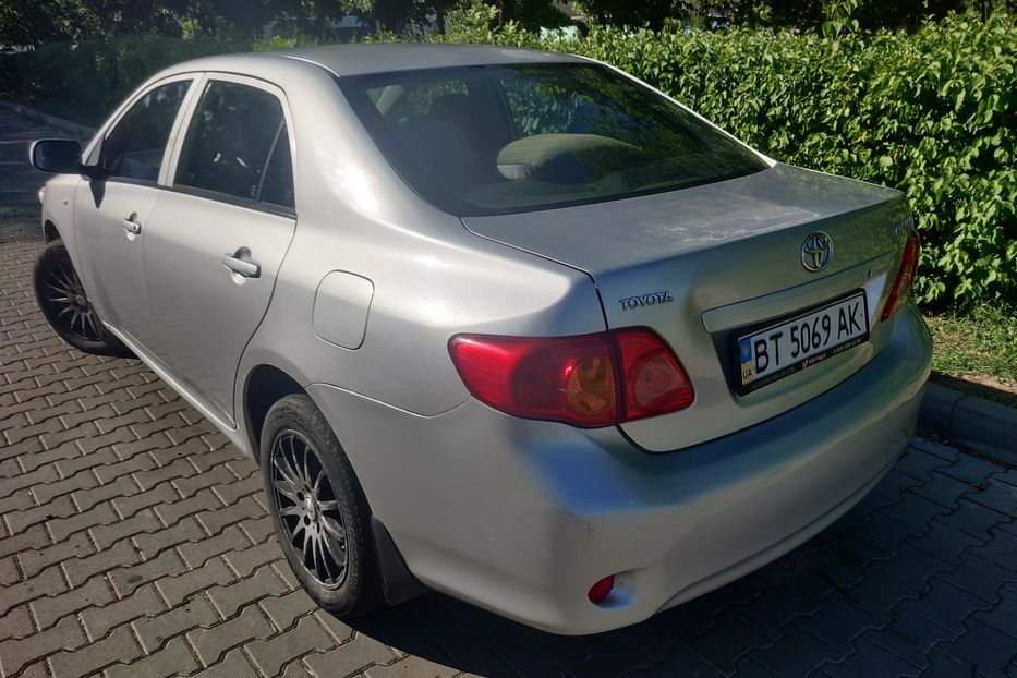 Продам Toyota Corolla 2008 года в Черновцах