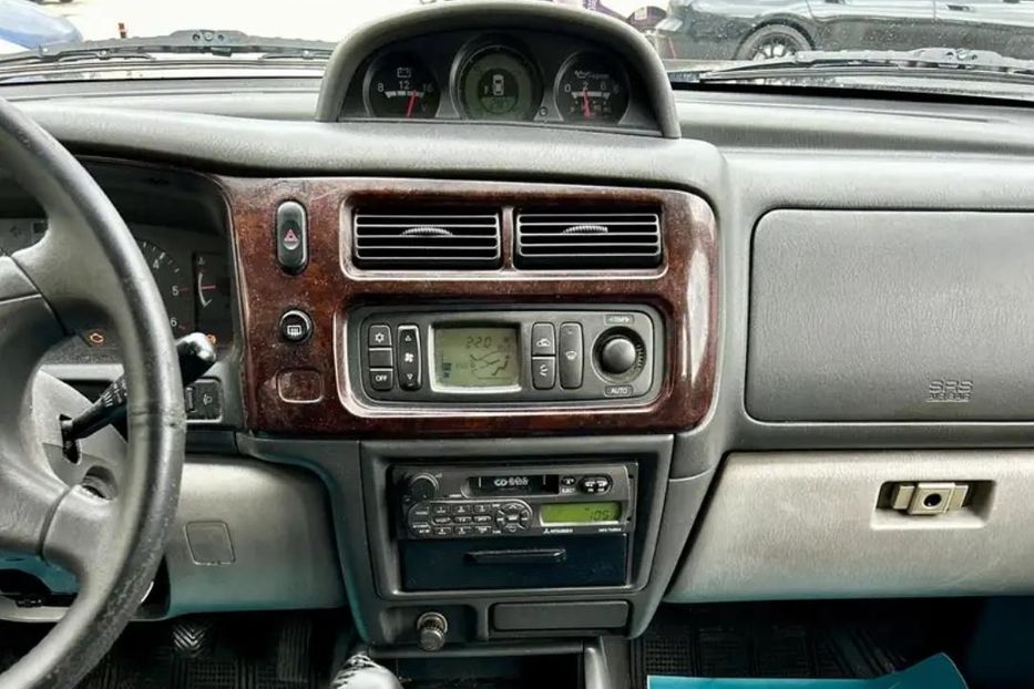 Продам Mitsubishi Pajero 2005 года в Харькове