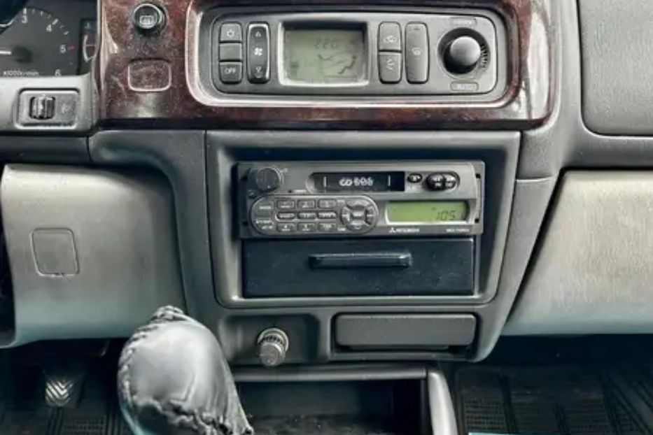 Продам Mitsubishi Pajero 2005 года в Харькове