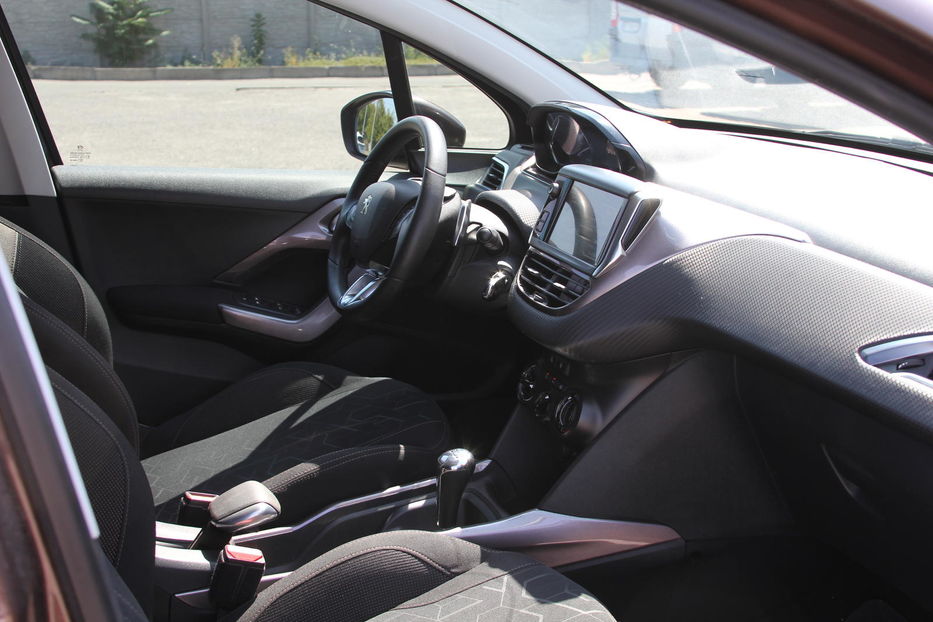 Продам Peugeot 2008 2014 года в Днепре