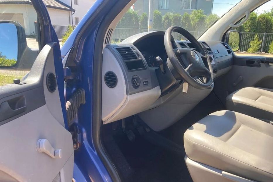 Продам Volkswagen T5 (Transporter) пасс. 2007 года в Сумах