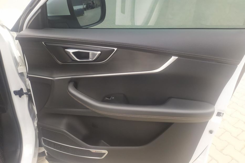 Продам Chery Tiggo 8  2019 года в Хмельницком