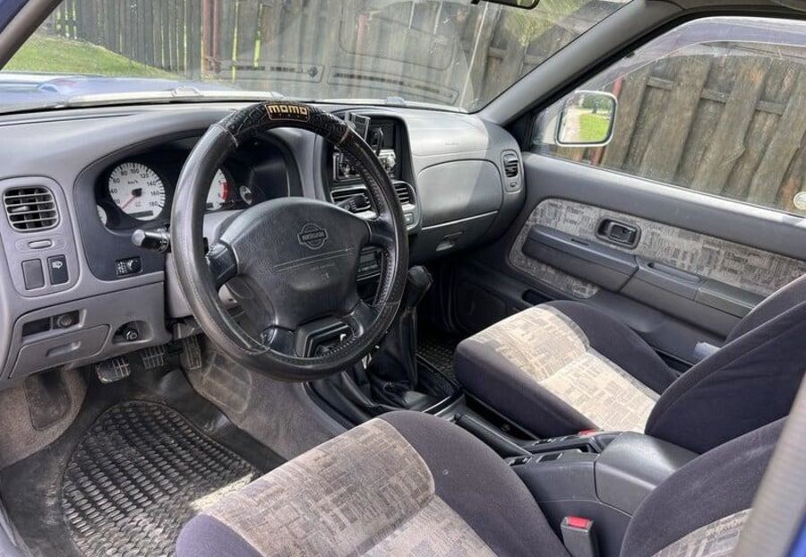 Продам Nissan Navara 2004 года в Харькове