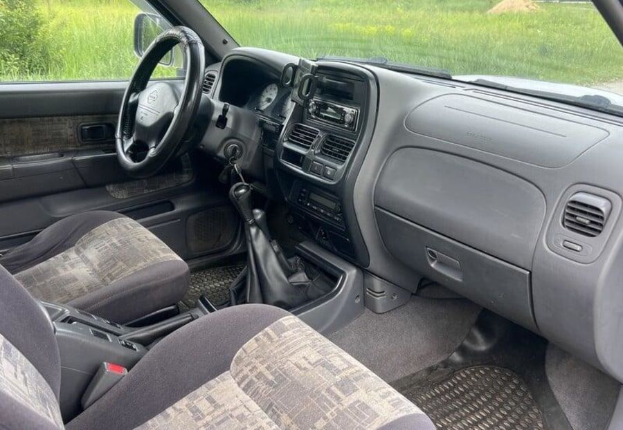 Продам Nissan Navara 2004 года в Харькове