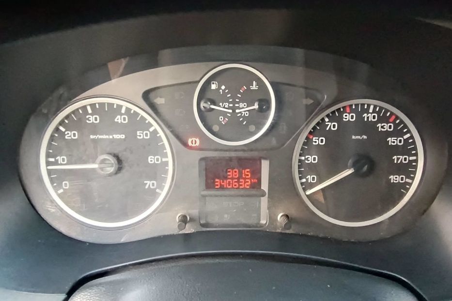 Продам Peugeot Partner пасс. Outdor 2011 года в Одессе