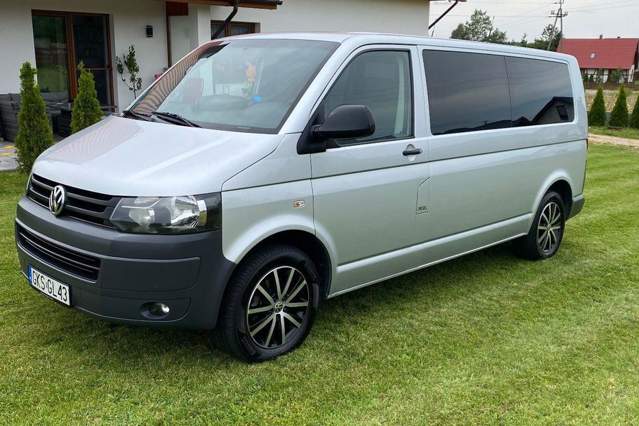 Продам Volkswagen T5 (Transporter) пасс. 2012 года в Днепре
