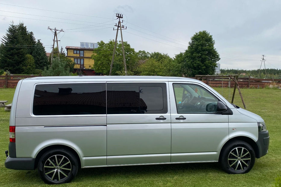 Продам Volkswagen T5 (Transporter) пасс. 2012 года в Днепре