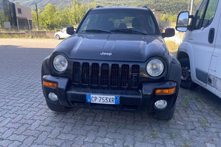 Продам Jeep Cherokee 2004 года в Харькове
