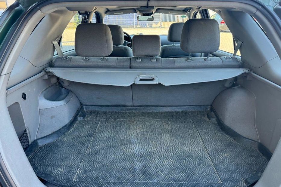 Продам Kia Sorento 2004 года в Донецке