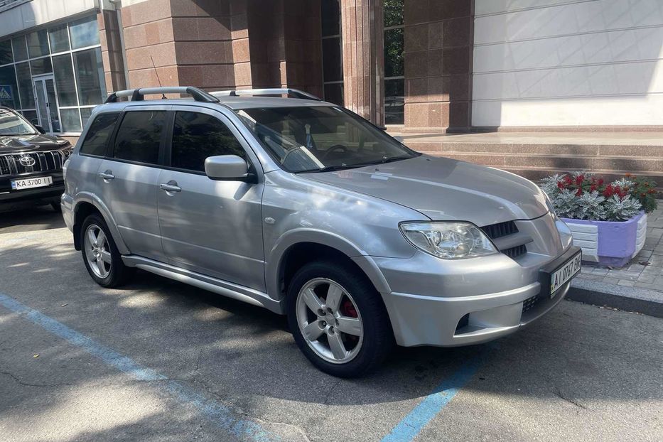 Продам Mitsubishi Outlander 1 2008 года в Киеве