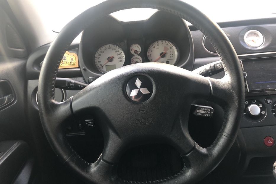 Продам Mitsubishi Outlander 1 2008 года в Киеве