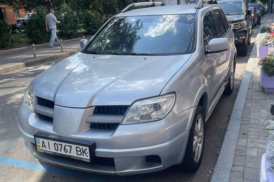 Продам Mitsubishi Outlander 1 2008 года в Киеве