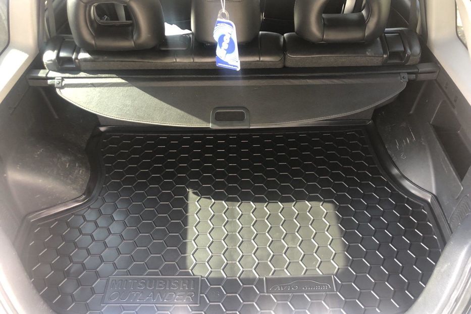 Продам Mitsubishi Outlander 1 2008 года в Киеве