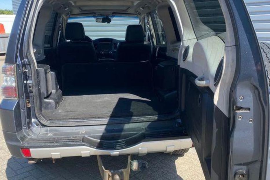 Продам Mitsubishi Pajero 2008 года в Хмельницком