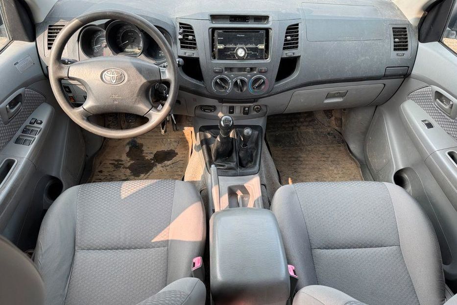 Продам Toyota Hilux 2008 года в Одессе