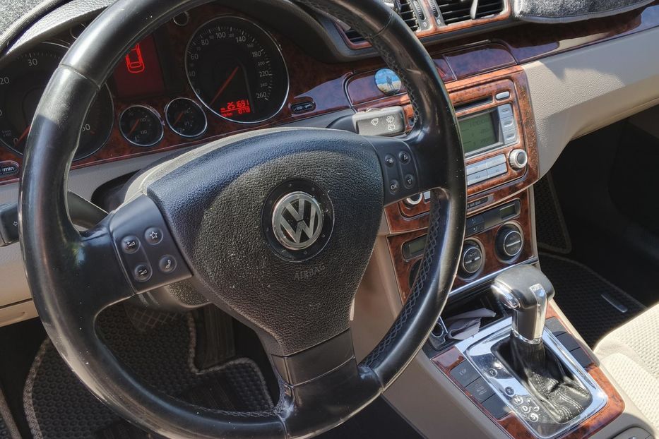 Продам Volkswagen Passat B6 Універсал 2006 года в г. Кременчуг, Полтавская область