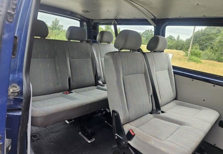Продам Volkswagen T5 (Transporter) пасс. 2005 года в Днепре