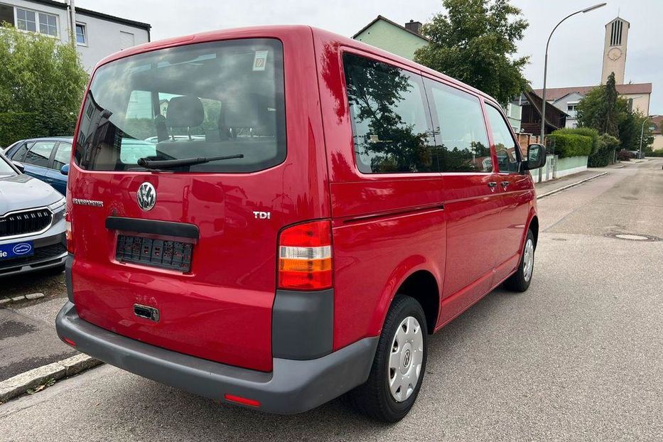 Продам Volkswagen T5 (Transporter) пасс. 2008 года в Одессе