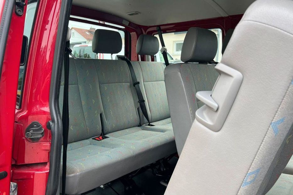 Продам Volkswagen T5 (Transporter) пасс. 2008 года в Одессе