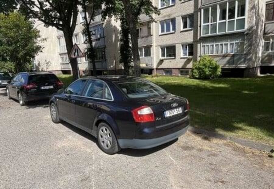 Продам Audi A4 2002 года в Сумах