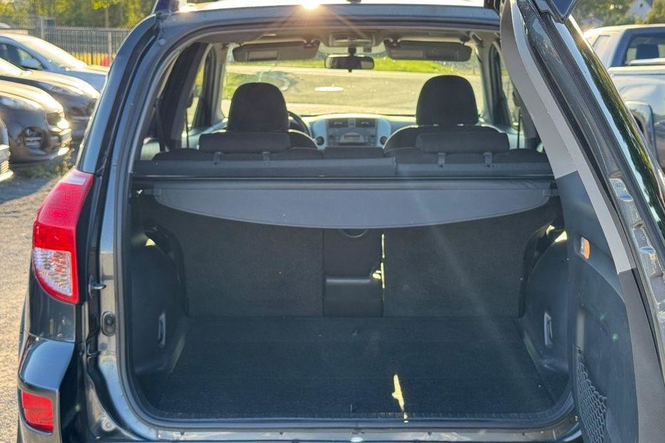 Продам Toyota Rav 4 2006 года в г. Краматорск, Донецкая область