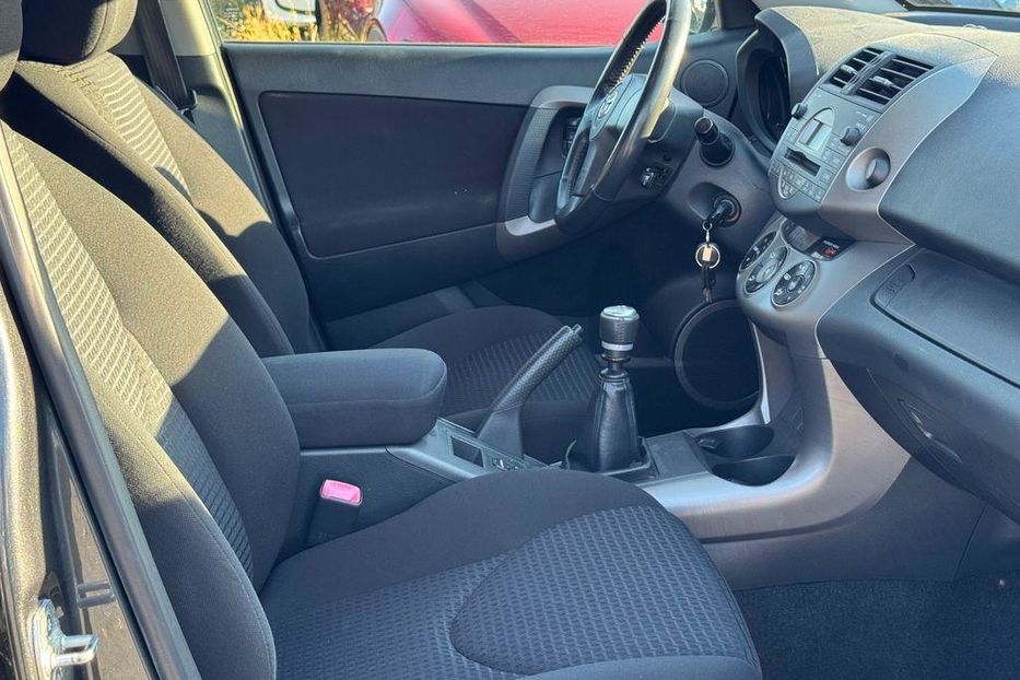 Продам Toyota Rav 4 2006 года в г. Краматорск, Донецкая область