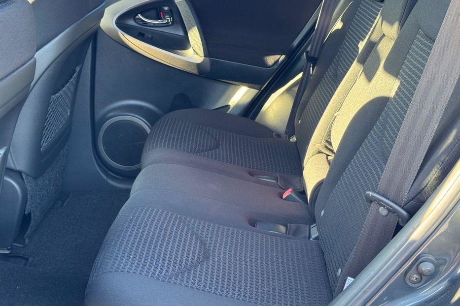Продам Toyota Rav 4 2006 года в г. Краматорск, Донецкая область