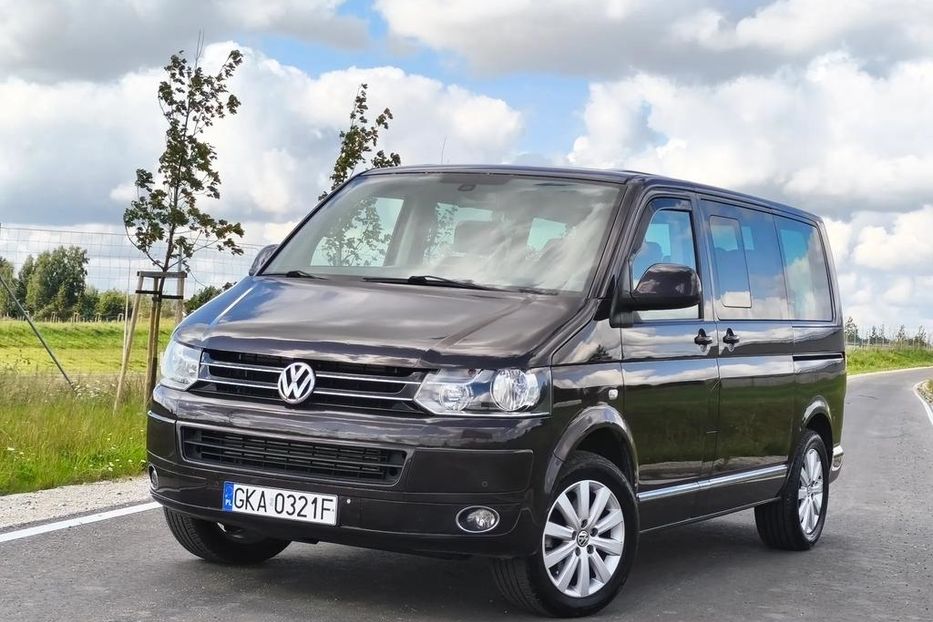Продам Volkswagen Multivan 2012 года в Харькове