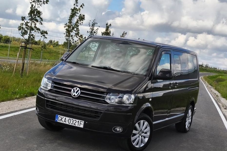 Продам Volkswagen Multivan 2012 года в Харькове