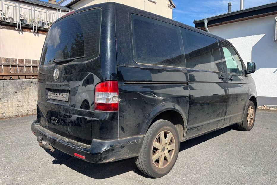 Продам Volkswagen T5 (Transporter) пасс. 2006 года в Житомире