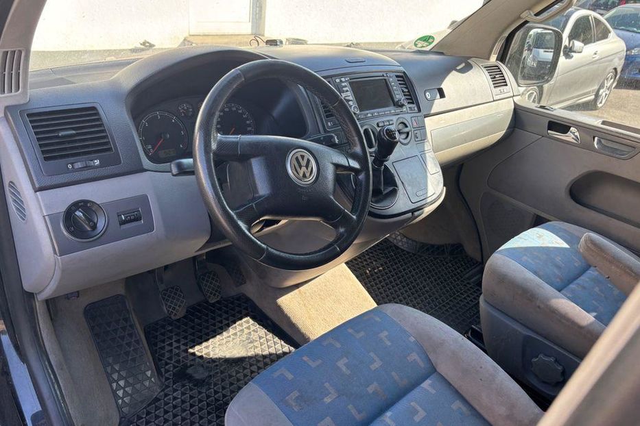 Продам Volkswagen T5 (Transporter) пасс. 2006 года в Житомире